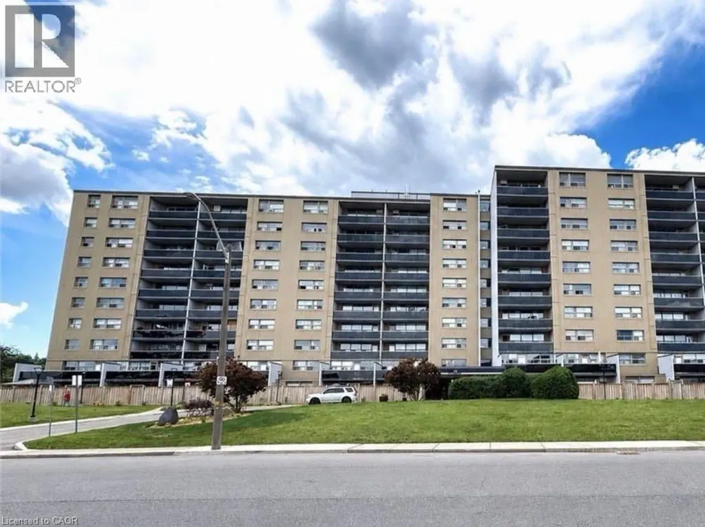 15 Albright Road Hamilton ON L8K 5J2