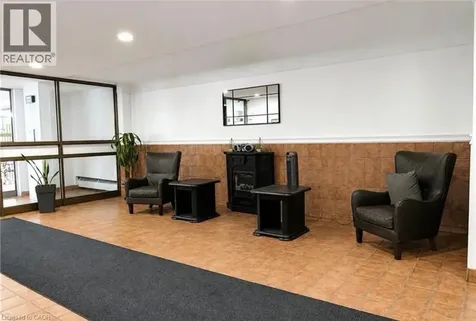 15 Albright Road Hamilton ON L8K 5J2