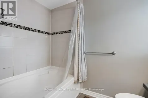 406 Pillett Street Ottawa ON K2J 5S3