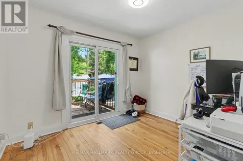 99 Dagmar Avenue Ottawa ON K1L 5T3