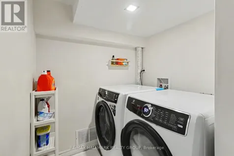 99 Dagmar Avenue Ottawa ON K1L 5T3