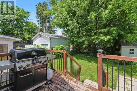 99 Dagmar Avenue Ottawa ON K1L 5T3