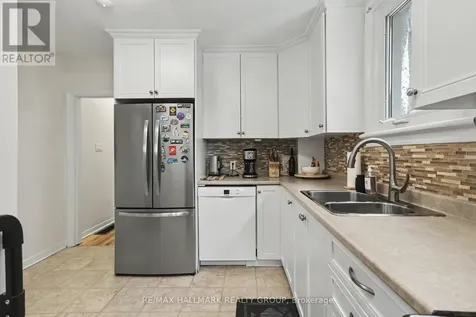 99 Dagmar Avenue Ottawa ON K1L 5T3