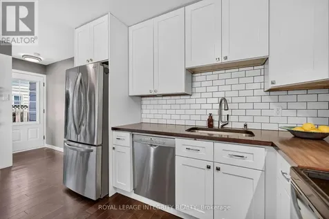127 Morton Drive Ottawa ON K2L 1X2
