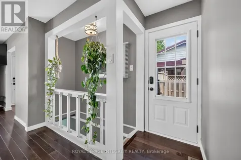 127 Morton Drive Ottawa ON K2L 1X2