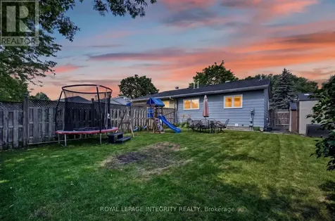 127 Morton Drive Ottawa ON K2L 1X2