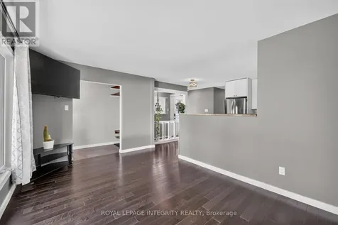 127 Morton Drive Ottawa ON K2L 1X2