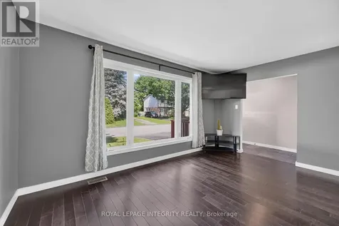 127 Morton Drive Ottawa ON K2L 1X2