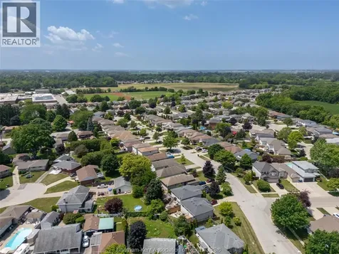 267 Greenfield Lane Chatham ON N7L 5N3