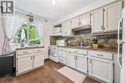 3 Centre Street Elmira ON N3B 2T8