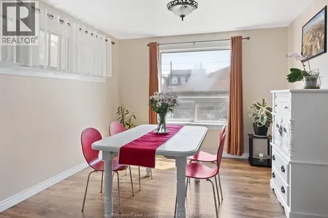1118 Louis Avenue Windsor ON N9A 1Y2