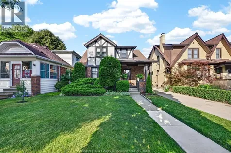 2333 Chilver Windsor ON N8W 2V6