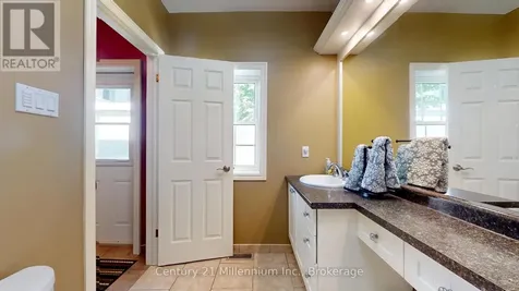 129 4th Street West Owen Sound ON N4K 3J8
