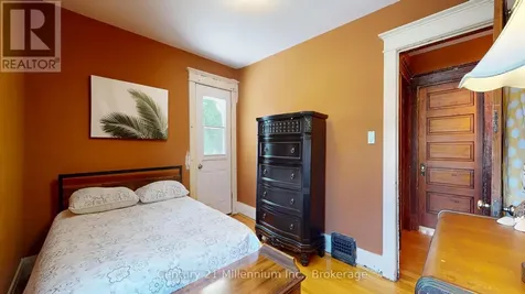 129 4th Street West Owen Sound ON N4K 3J8