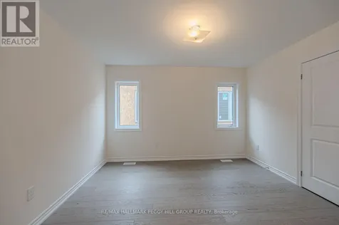 14 Tamworth Terrace Barrie ON L9J 0W5