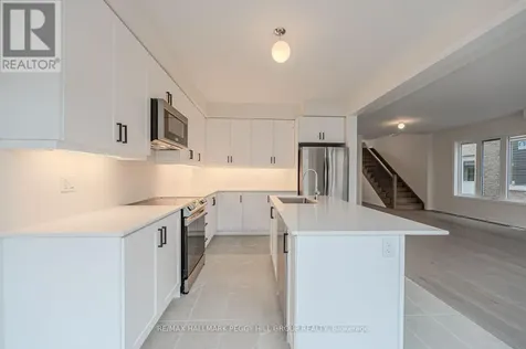 14 Tamworth Terrace Barrie ON L9J 0W5