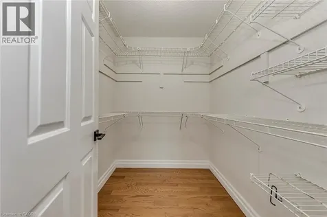 1633 Greenbriar Drive Oakville ON L6M 1Y3