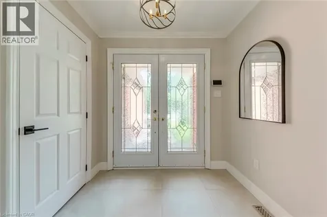 1633 Greenbriar Drive Oakville ON L6M 1Y3