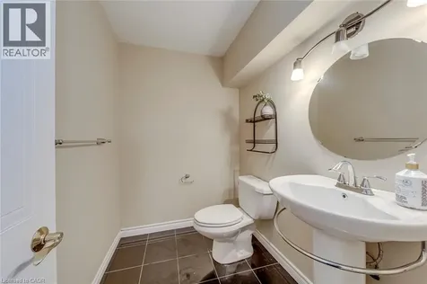 1633 Greenbriar Drive Oakville ON L6M 1Y3