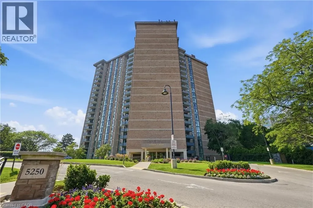 5250 Lakeshore Road Burlington ON L7L 5L2