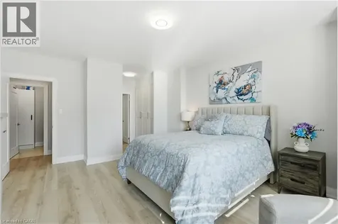 5250 Lakeshore Road Burlington ON L7L 5L2