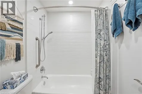 5250 Lakeshore Road Burlington ON L7L 5L2