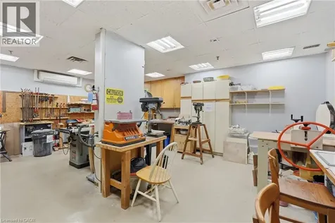 5250 Lakeshore Road Burlington ON L7L 5L2