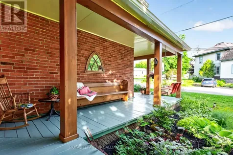 15 Rideau Street Westport ON K0G 1X0