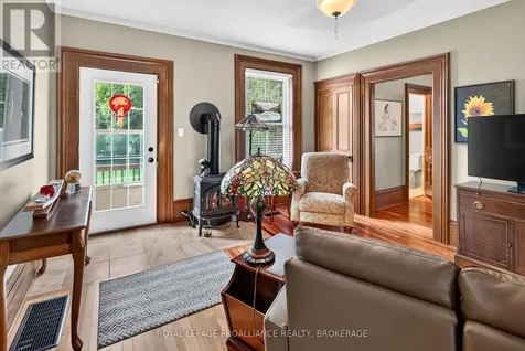 15 Rideau Street Westport ON K0G 1X0