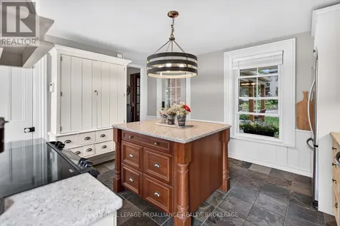 15 Rideau Street Westport ON K0G 1X0