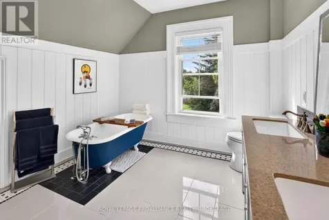 15 Rideau Street Westport ON K0G 1X0