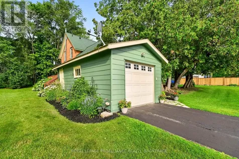 15 Rideau Street Westport ON K0G 1X0