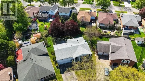 15 Westchester Place Kitchener ON N2B 3M6