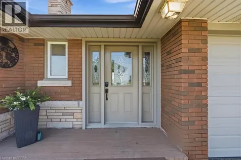 1184 Colborne Street West Brantford ON N3R 0B8