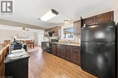 1184 Colborne Street West Brantford ON N3R 0B8