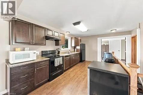 1184 Colborne Street West Brantford ON N3R 0B8