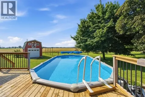 1184 Colborne Street West Brantford ON N3R 0B8