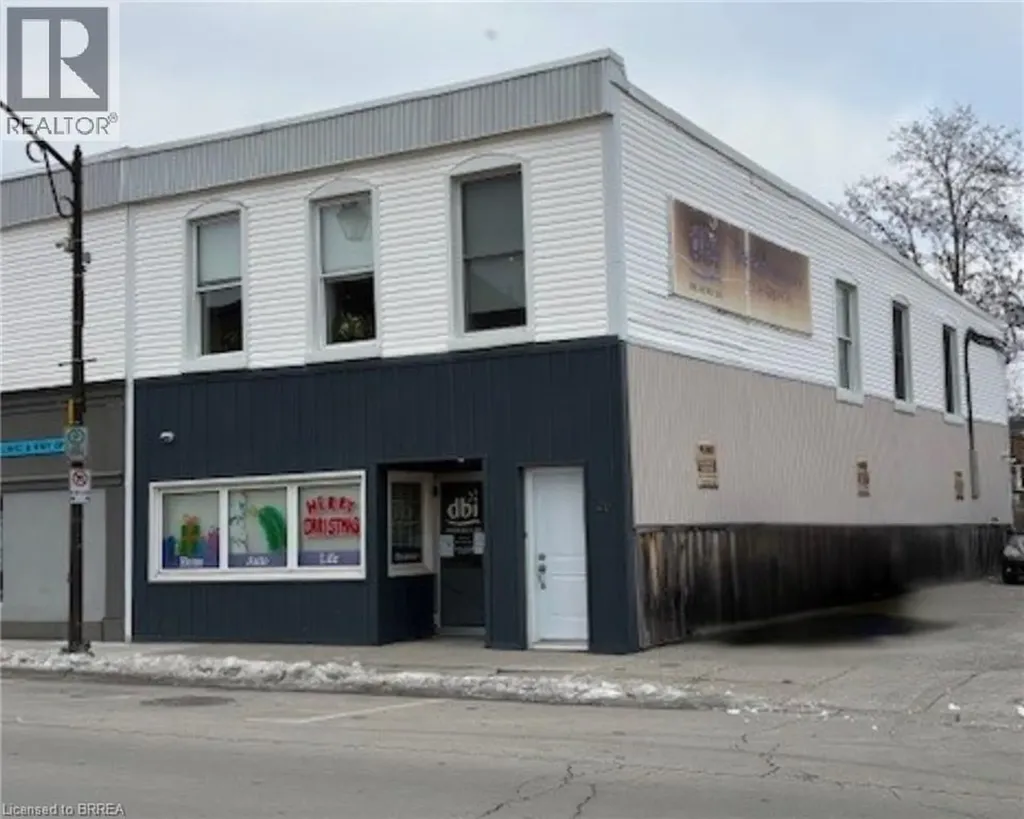 27 Colborne Street South Simcoe ON N3Y 4H2