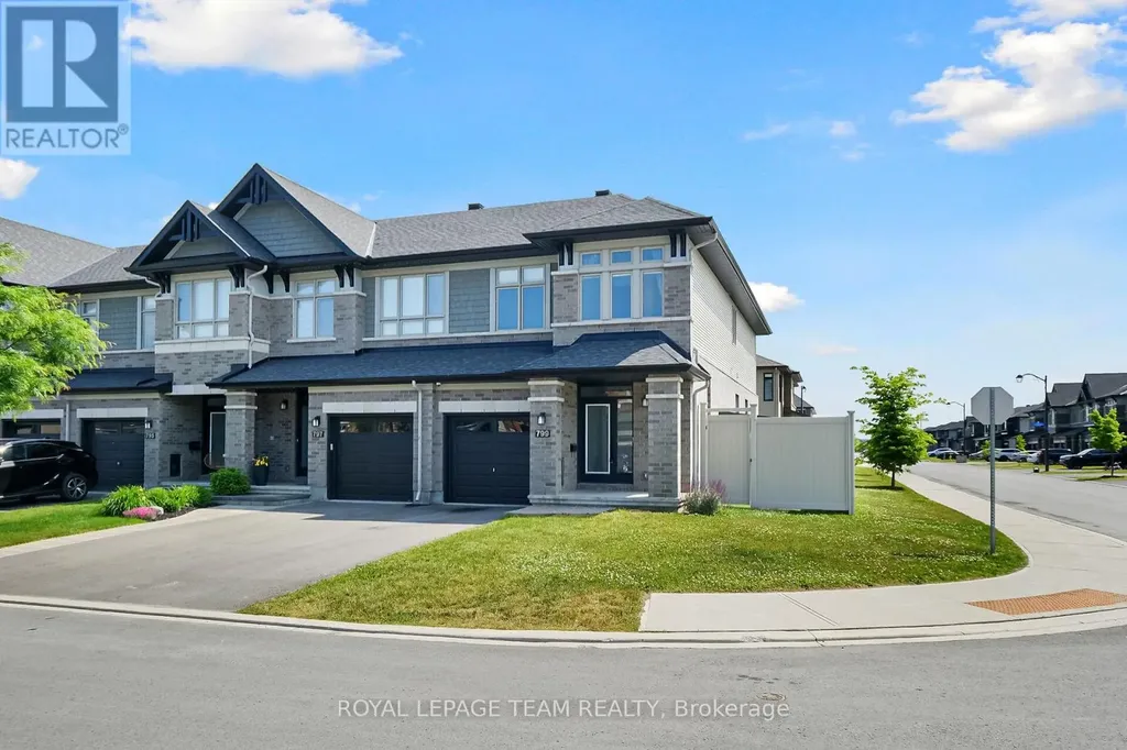 799 Cairn Crescent Ottawa ON K1W 0P7