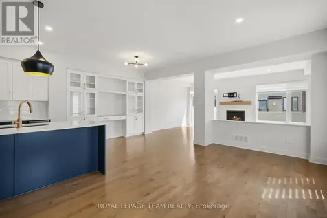 799 Cairn Crescent Ottawa ON K1W 0P7