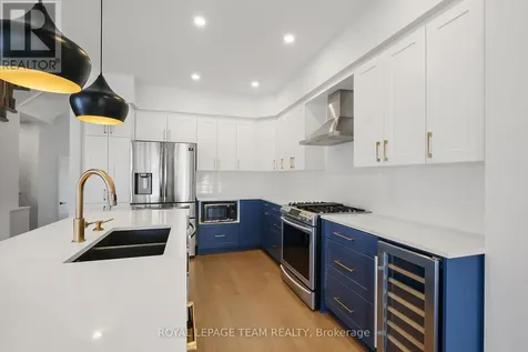 799 Cairn Crescent Ottawa ON K1W 0P7