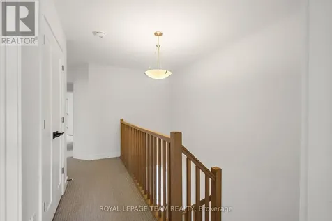 799 Cairn Crescent Ottawa ON K1W 0P7