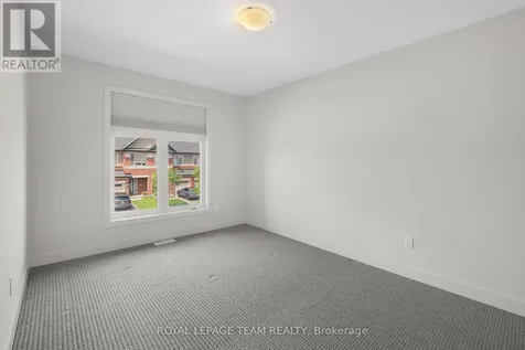 799 Cairn Crescent Ottawa ON K1W 0P7