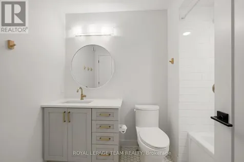 799 Cairn Crescent Ottawa ON K1W 0P7