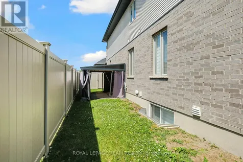 799 Cairn Crescent Ottawa ON K1W 0P7