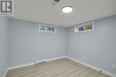934 Smyth Road Ottawa ON K1G 1P6