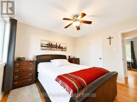 625 Clarke Avenue Ottawa ON K1K 0Y6