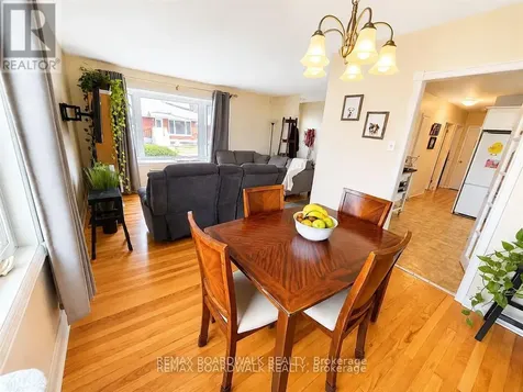 625 Clarke Avenue Ottawa ON K1K 0Y6