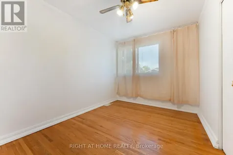 2221 Circle Place Ottawa ON K1G 3E2