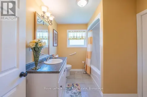 406 Lakehurst Circle Road Trent Lakes ON K0L 1J0